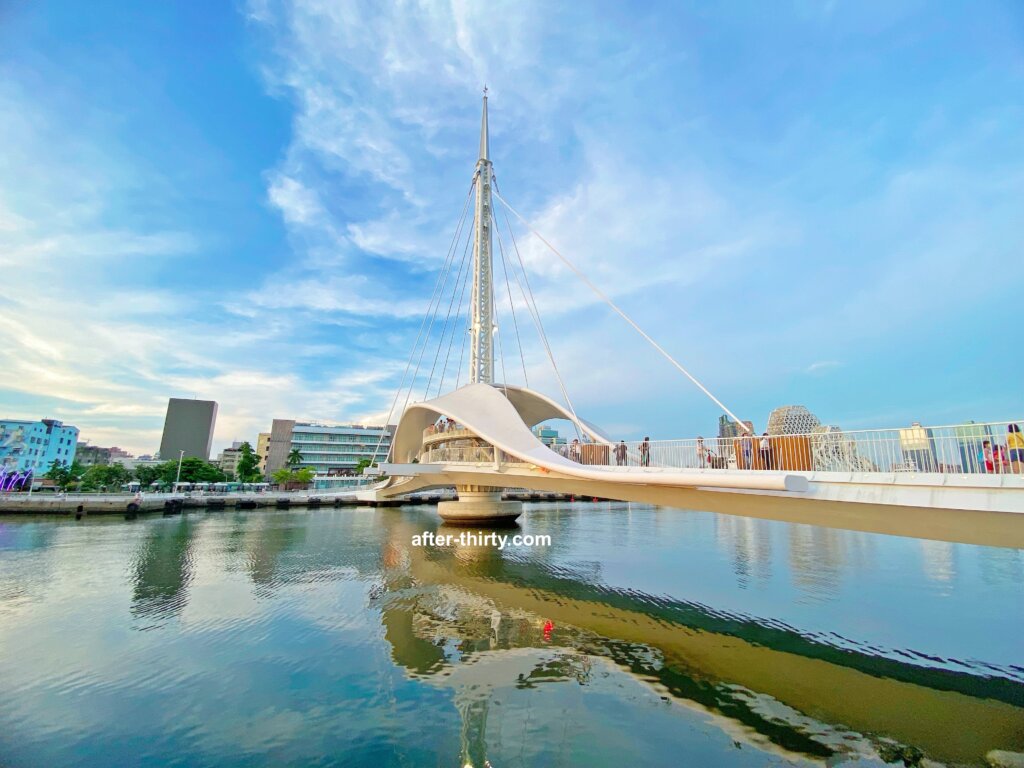 駁二藝術特區 大港橋