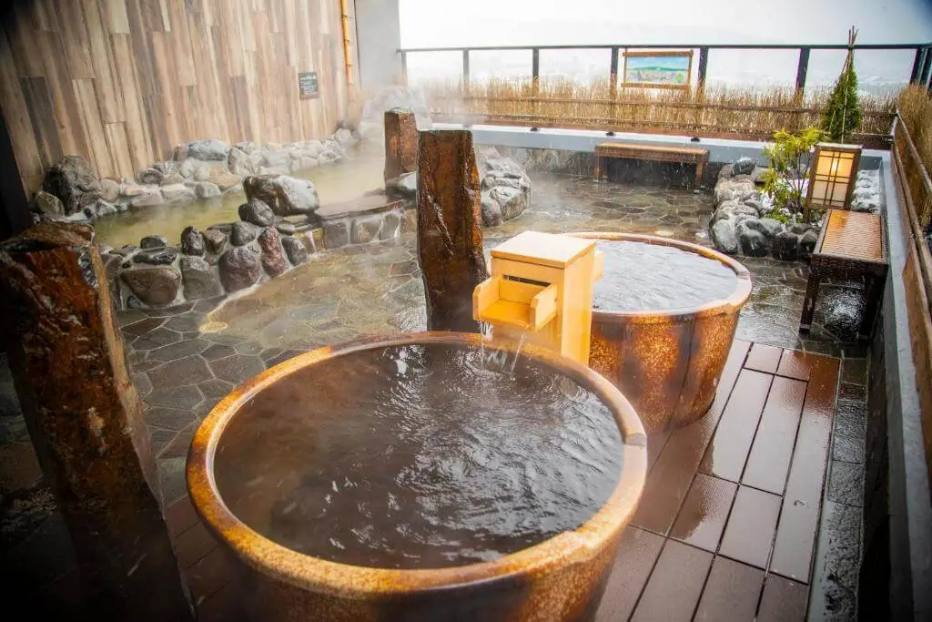 La-Vista-Furano-Hills-Natural-Hot-Spring