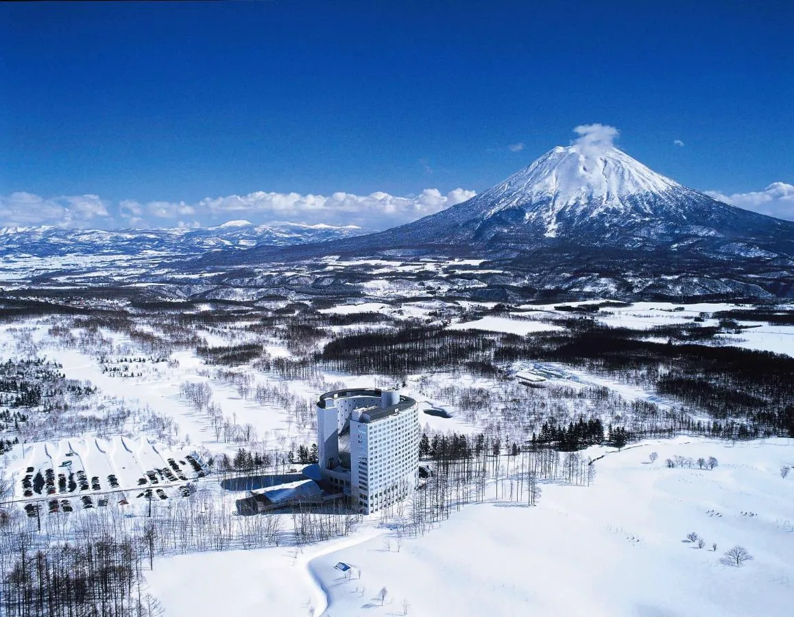 北海道新雪谷希爾頓度假酒店